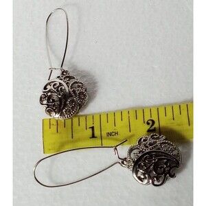 Small Dangle‎ Set Of Earrings Cute For Any Occasion